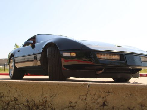 Used 1990 Chevrolet Corvette ZR-1 RWD image 22