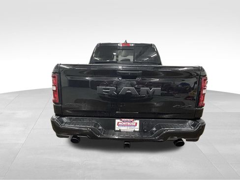 Used 2025 RAM 1500 Big Horn AWD/4WD image 5
