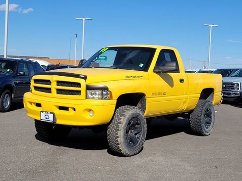 Used 1999 Dodge Ram 1500 Truck 4x4 Regular Cab image 1