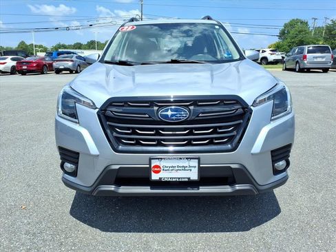 Used 2023 Subaru Forester Premium AWD/4WD image 9