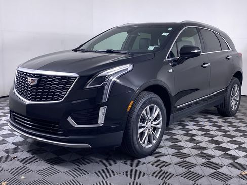 Certified 2022 Cadillac XT5 Premium Luxury AWD/4WD image 30