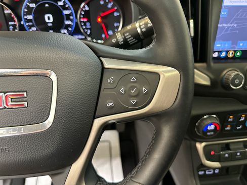 Used 2023 GMC Terrain Denali AWD/4WD image 23