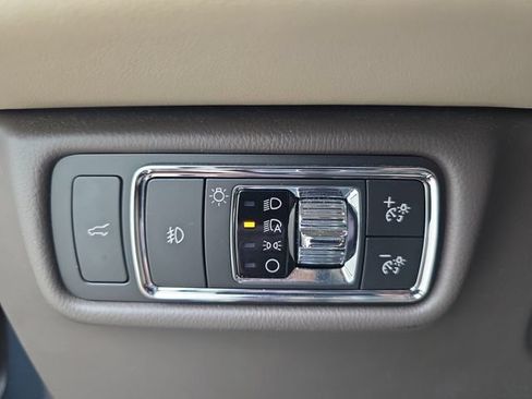 Used 2023 Lincoln Aviator Reserve w/ Equipment Group 201A AWD/4WD image 15