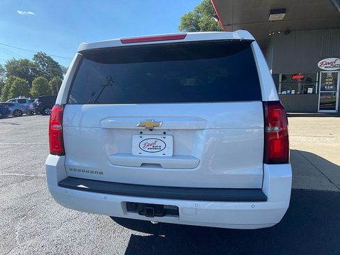 Used 2019 Chevrolet Suburban LT AWD/4WD image 6