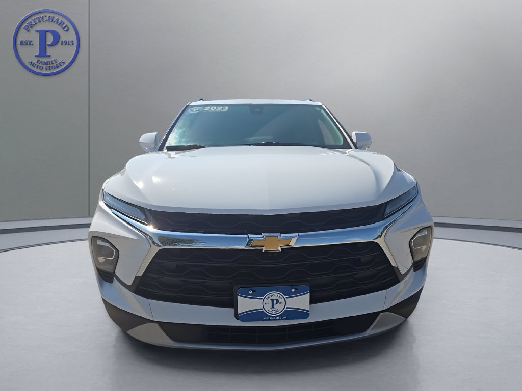 Used 2023 Chevrolet Blazer LT w/ Convenience Package AWD/4WD image 2