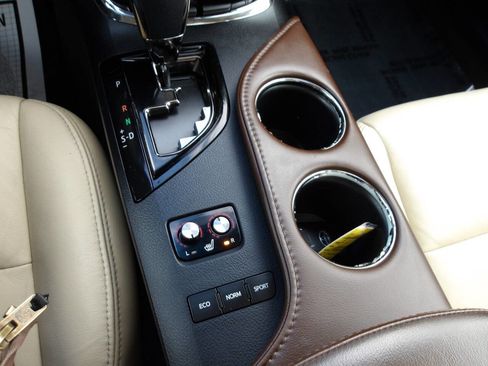 Used 2015 Toyota Avalon XLE Premium image 20