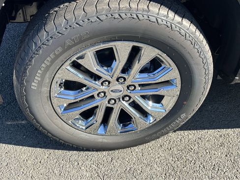 New 2025 Ford F150 Lariat w/ Equipment Group 501A Mid image 12