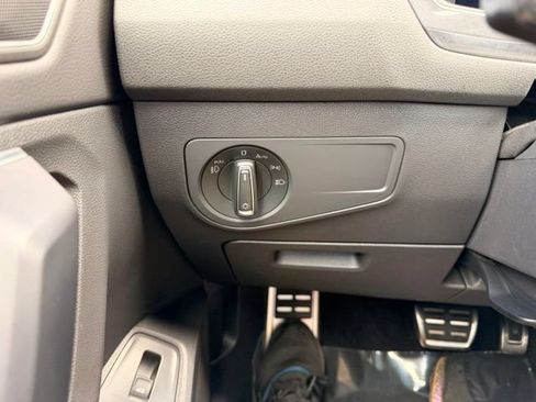 Certified 2021 Volkswagen Tiguan SEL Premium R-Line AWD/4WD image 19