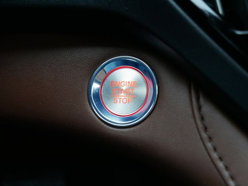 Used 2024 Acura RDX SH-AWD w/ Technology Package image 29