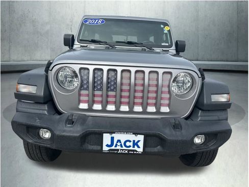 Used 2018 Jeep Wrangler Unlimited Sport AWD/4WD image 10