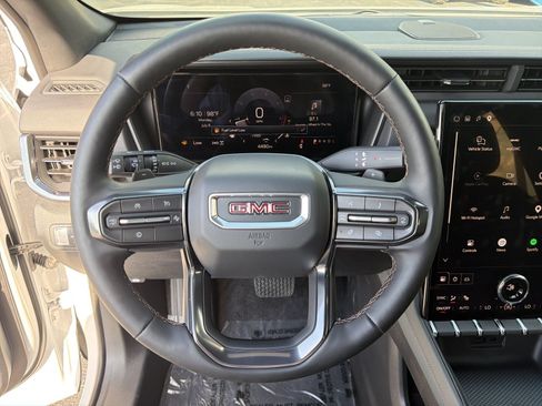 Used 2026 GMC Terrain AT4 w/ Technology Package II AWD/4WD image 24