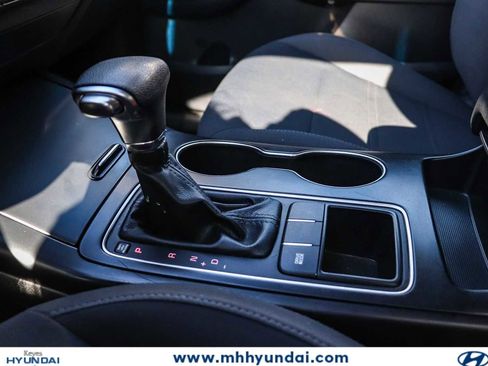 Used 2019 Kia Sorento FWD V6 image 19