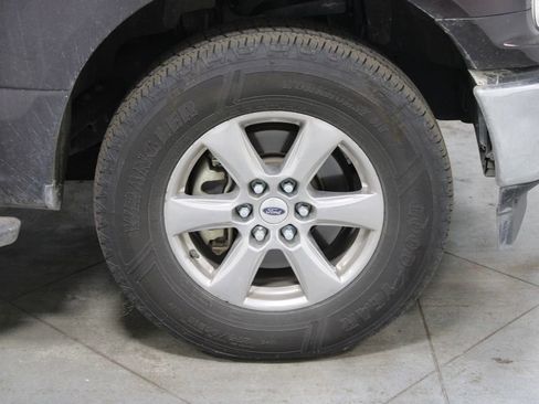 Used 2018 Ford F150 XLT w/ Equipment Group 302A Luxury image 14