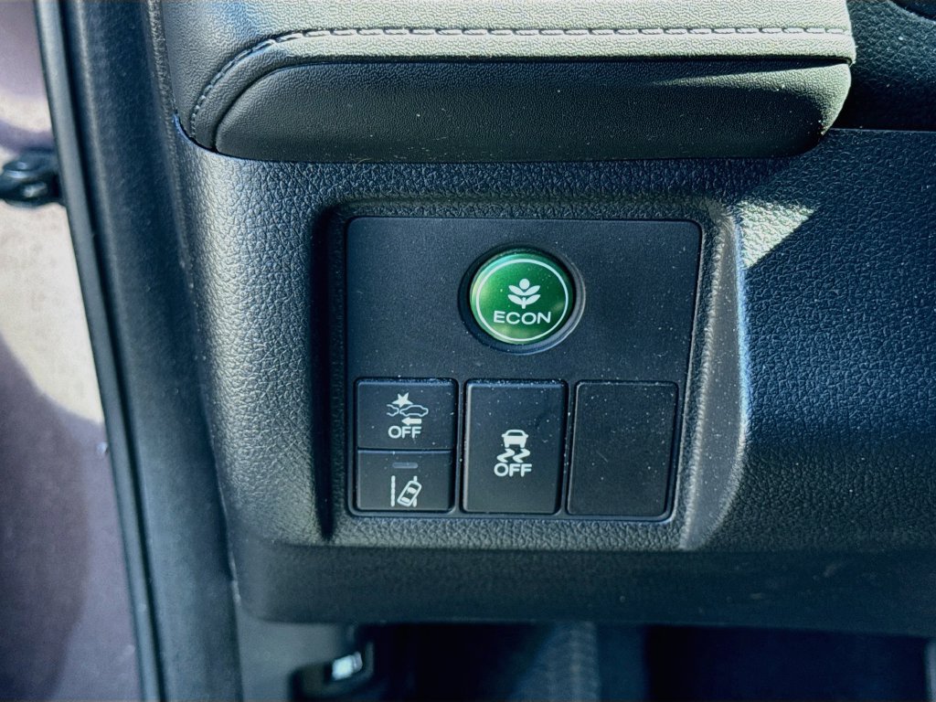Used 2022 Honda HR-V EX-L image 14