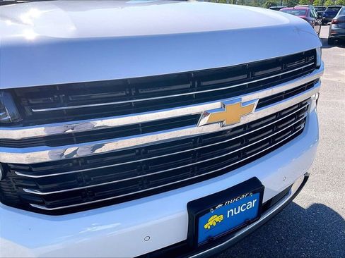 Used 2024 Chevrolet Tahoe LT w/ LT Signature Package AWD/4WD image 31