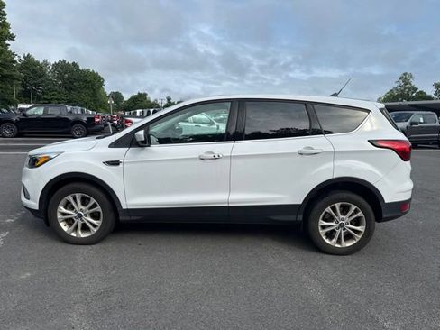 Used 2019 Ford Escape SE AWD/4WD image 2