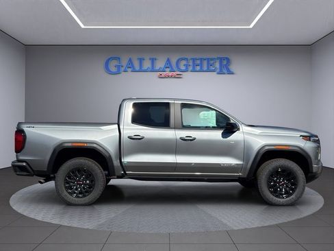 New 2026 GMC Canyon Elevation w/ Convenience Package image 3