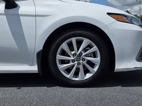 Used 2024 Toyota Camry LE FWD image 10