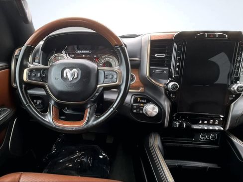 Used 2022 RAM 1500 Limited w/ Body-Colour Bumper Group image 15