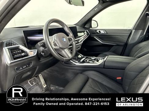 Used 2026 BMW X7 xDrive40i w/ M Sport Package AWD/4WD image 5