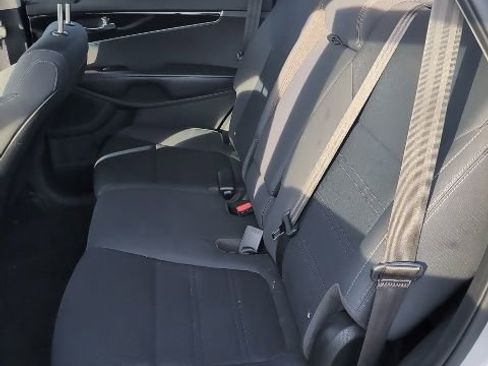 Used 2019 Kia Sorento L image 11
