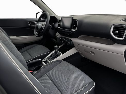 New 2026 Hyundai Venue SEL FWD image 34