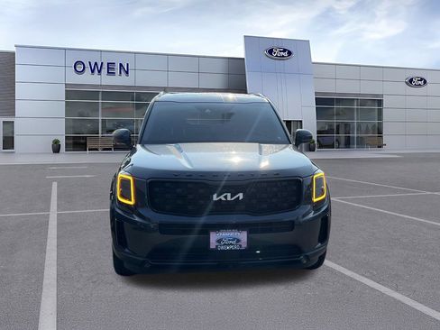 Used 2022 Kia Telluride EX w/ EX Premium Package AWD/4WD image 2