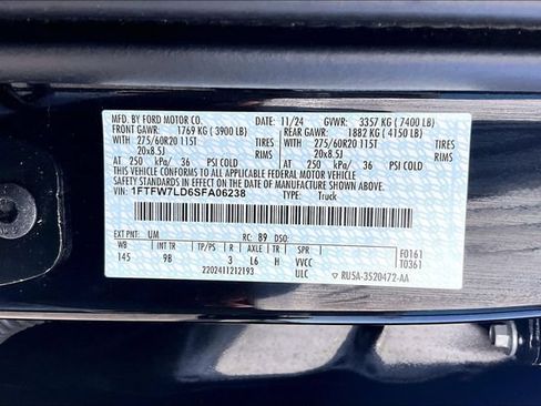 Certified 2025 Ford F150 Platinum AWD/4WD image 26