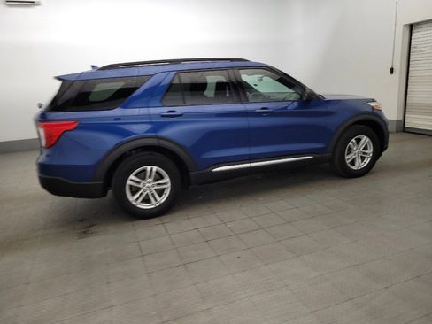 Used 2020 Ford Explorer XLT w/ Equipment Group 202A AWD/4WD image 10