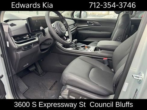 New 2026 Kia Carnival SX Prestige FWD image 19