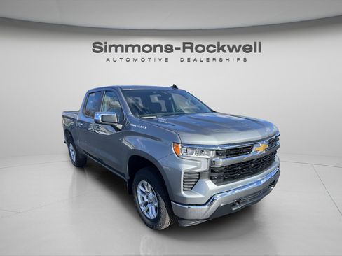 New 2026 Chevrolet Silverado 1500 LT image 3