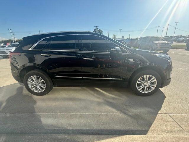 Used 2022 Cadillac XT5 Luxury FWD image 2