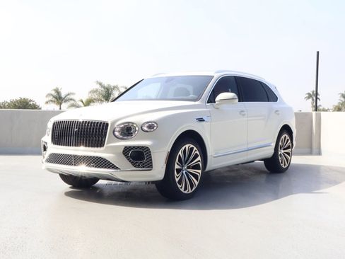 Used 2023 Bentley Bentayga Extended Wheelbase image 8