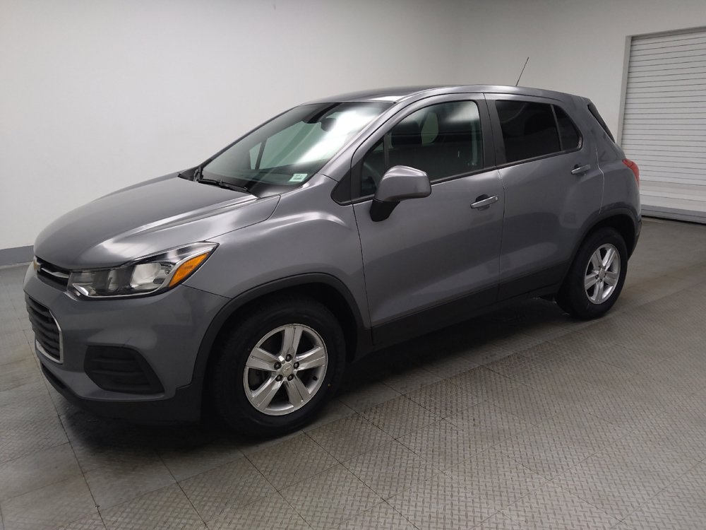 Used 2020 Chevrolet Trax LS w/ Tint and Cruise Package FWD image 2