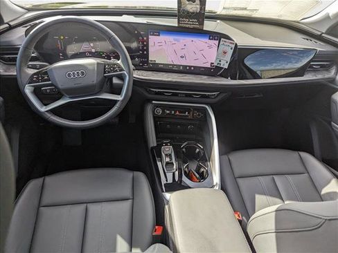 New 2025 Audi Q5 Premium image 16
