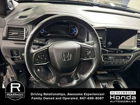 Used 2022 Honda Pilot TrailSport image 12