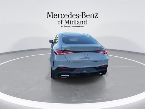 Used 2025 Mercedes-Benz GLC 300 4MATIC image 7