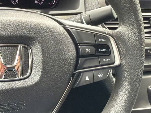 Used 2022 Honda Accord LX image 18