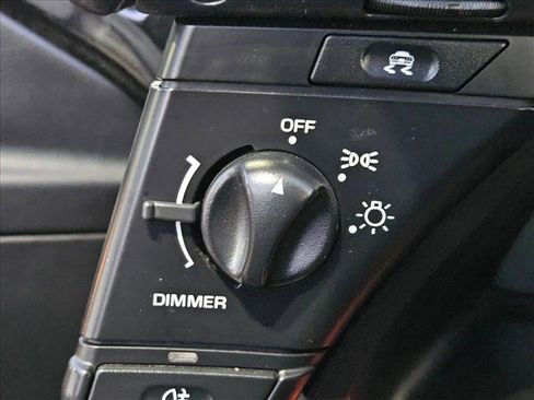 Used 1996 Chevrolet Corvette Coupe RWD image 10