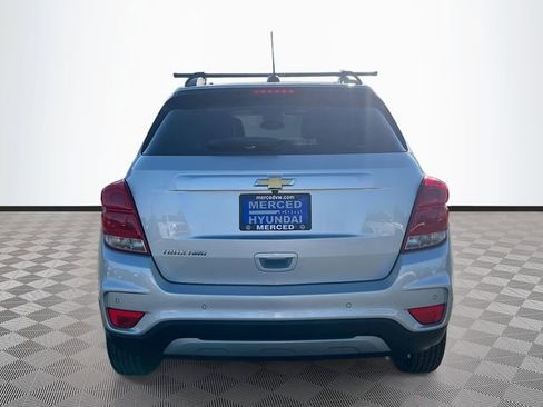Used 2022 Chevrolet Trax LT w/ Driver Confidence Package image 6