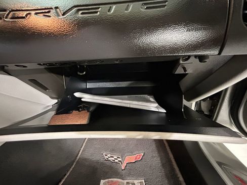 Used 2007 Chevrolet Corvette Convertible w/ Preferred Equipment Group image 28