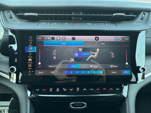 New 2026 Jeep Grand Cherokee L 4WD image 22