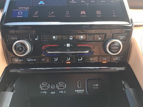 Certified 2025 Jeep Grand Cherokee L Summit AWD/4WD image 23
