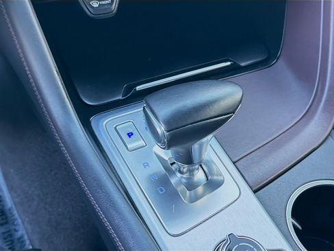 Used 2019 Genesis G70 2.0T Advanced w/ Dynamic Package image 15