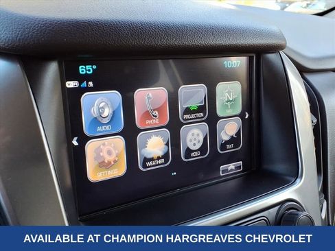 Used 2020 Chevrolet Suburban LT image 26