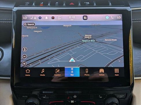 Used 2023 Jeep Grand Cherokee L Limited image 14