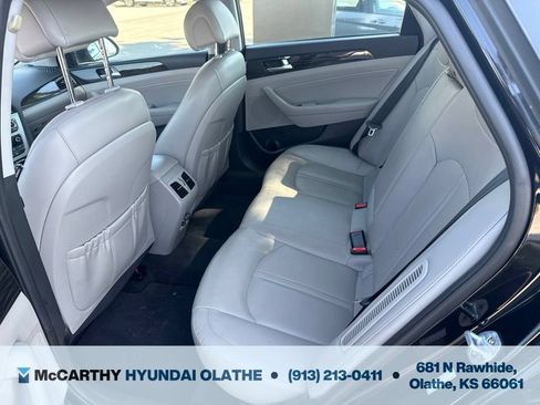 Used 2017 Hyundai Sonata Limited FWD image 4