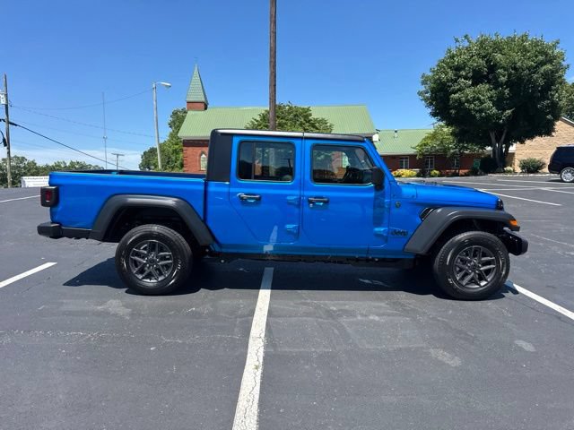 New 2026 Jeep Gladiator Sport AWD/4WD image 8