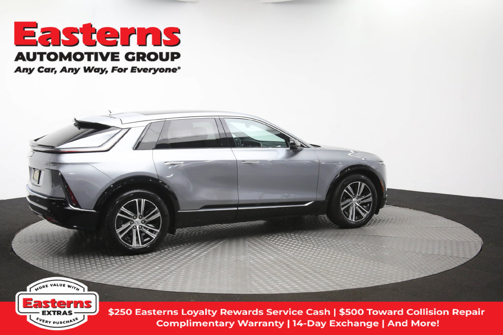 Used 2024 Cadillac Lyriq Luxury AWD/4WD image 49