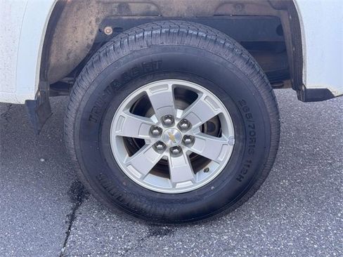 Used 2017 Chevrolet Colorado W/T w/ WT Convenience Package image 6